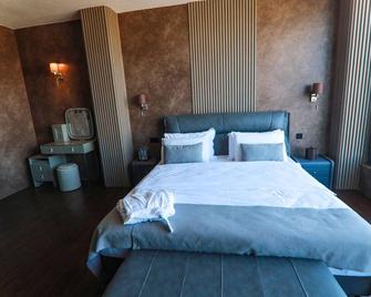 Grey Star Hotel - Negotino - Bedroom