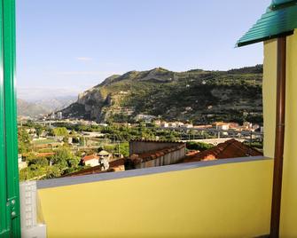 Medieval House - Ventimiglia - Balkon