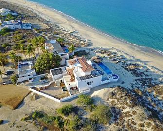 Villa Zachary - Los Frailes - Playa