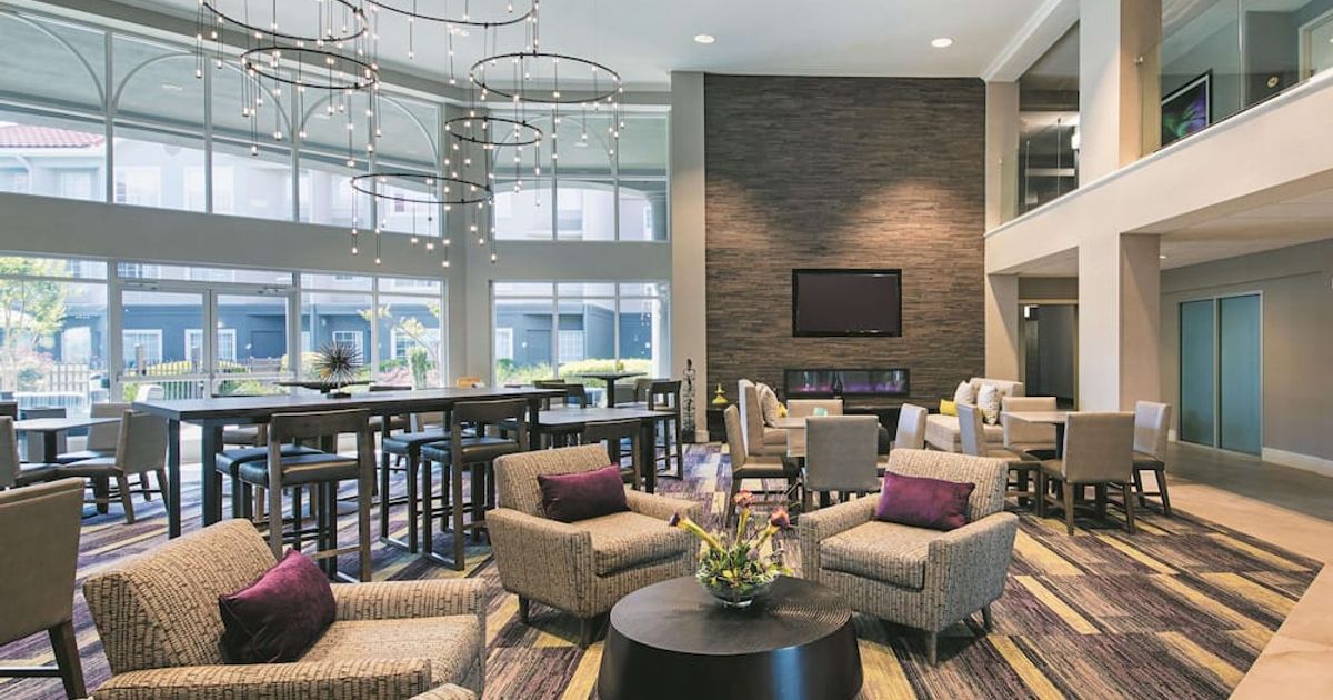 La Quinta Inn & Suites by Wyndham Austin Near The Domain £51. Austin