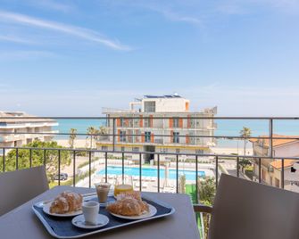 Hotel Sole - Montesilvano - Balcony