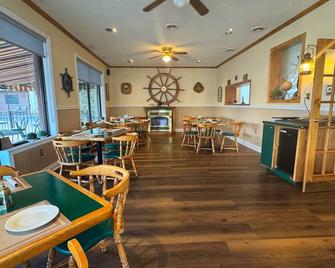 Riviera Inn And Suites 1000 Islands - Gananoque - Restaurant