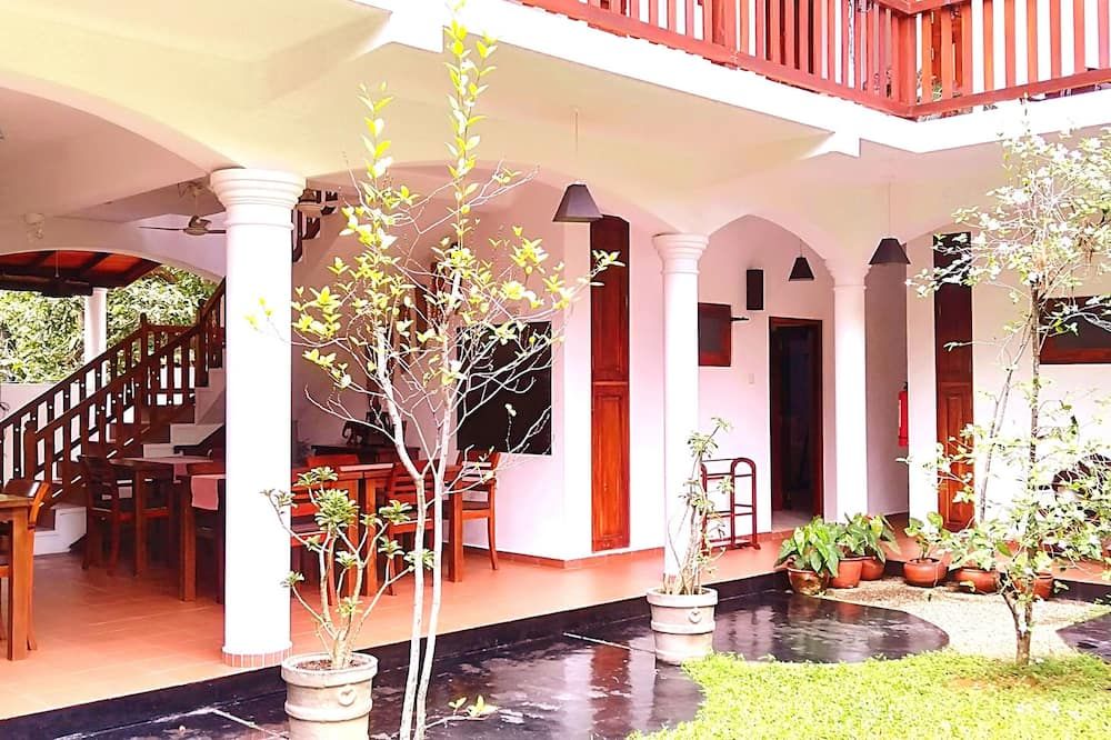 Unawatuna Nor Lanka Hotel - אונוואטונה