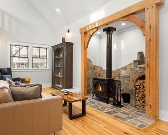 Shire Retreat - Berlin, Assateague, Ocean City - Berlin - Sala de estar