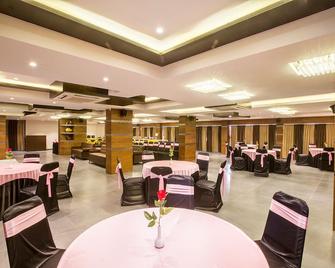 Prominent Corporate Residency - Gandhinagar - Restaurante