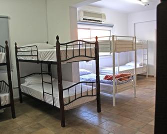 C.A.T Hostel Paphos-Adult only - Paphos - Bedroom