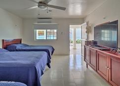 Casa Sara - Yucatan Home Rentals - Chicxulub Puerto - Habitación