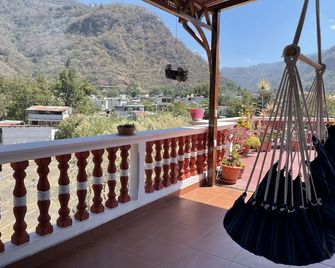 Hotel-Villas Jabel Tinamit - Panajachel - Balkón