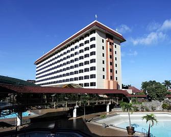 Horison Ultima Bandung - Bandung - Patio