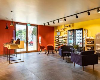 B&B Hotel Bolzano - Bozen - Lobby