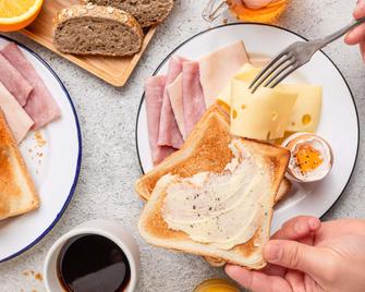 Ibis Budget Verdun - Verdun - Jídelna