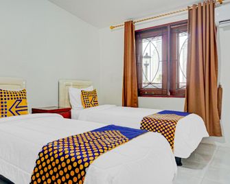 Spot On 90295 Simprug Residence - Jakarta - Bedroom