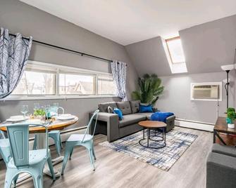 NEW!! King bed Apt. in the heart of the city! - Poughkeepsie