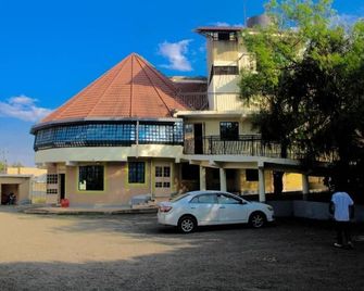 Esiram Hotel - Narok - Edificio