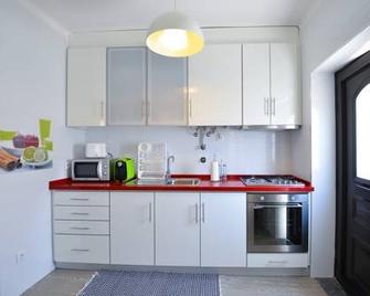 Holidays Nazaré Centro - Nazaré - Cuisine