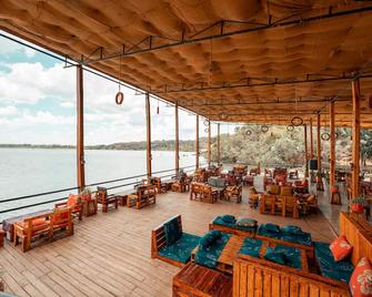 Wag Hill Lodge & Spa - Mwanza - Restaurant