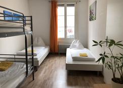 Happy central apartment - Interlaken - Schlafzimmer