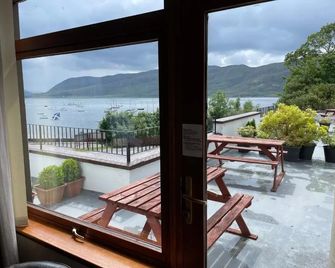 The Royal Hotel - Ullapool - Balcón