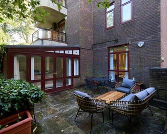 The Primrose Hill Place - Charming 4bdr Flat With Communal Garden - London - Patio