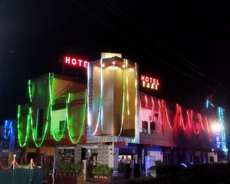 Hotel Pitambara Palace - Datia - Edificio