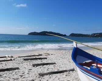Estalagem Don Pablo - Bombinhas - Spiaggia