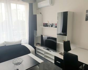 Budget Luxury Apartment - Absolutely New Building! - Ruse - Living room