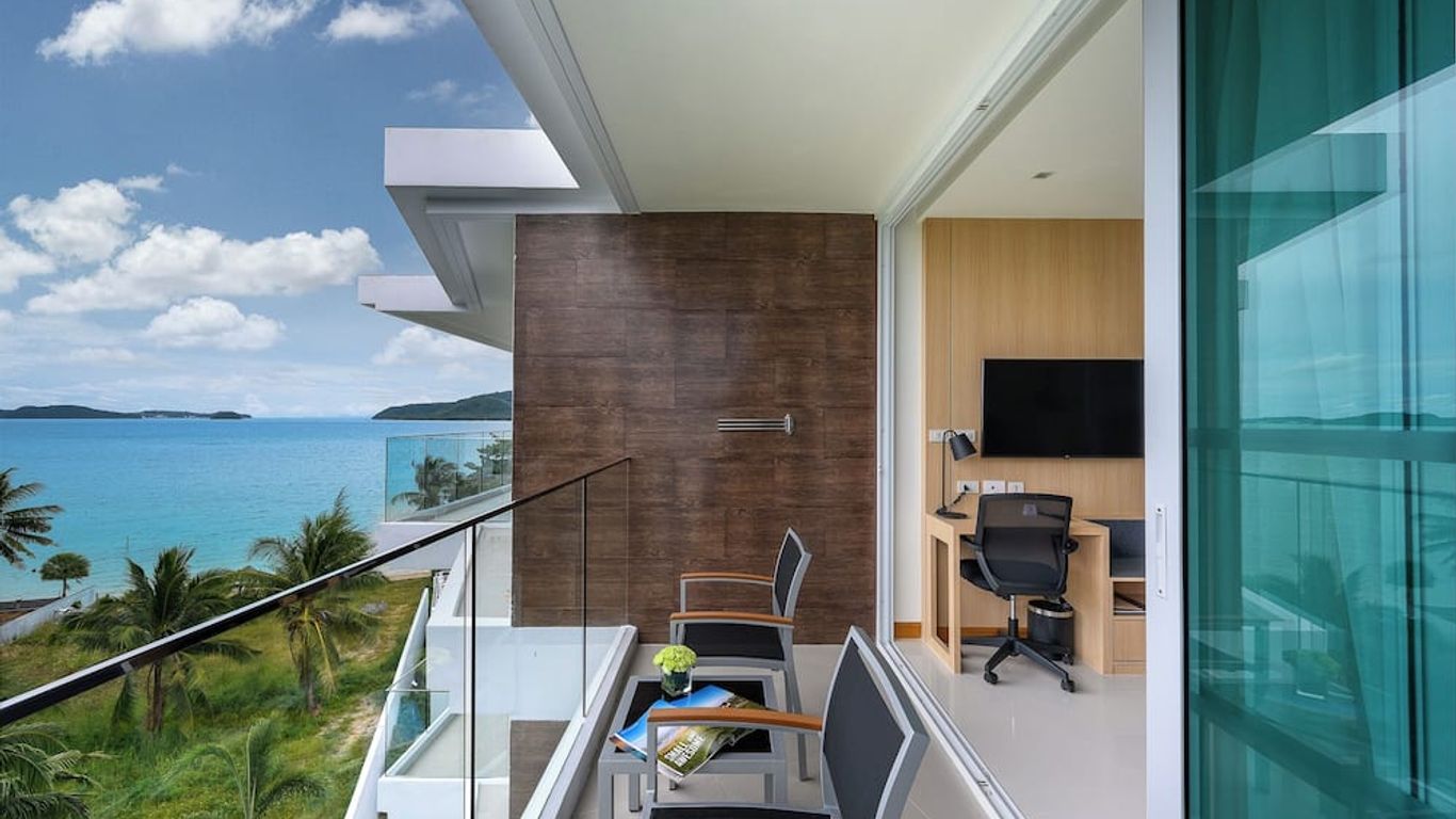 The Beachfront Hotel Phuket