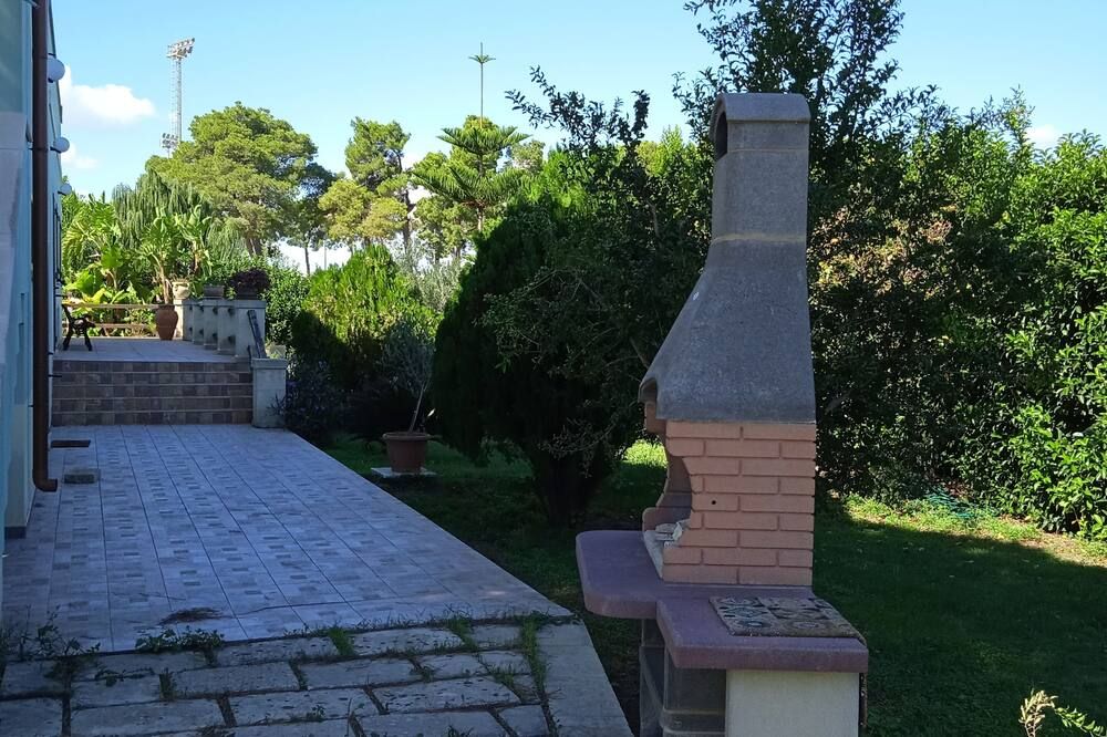 B&B Le Due Cisterne di Vizzino Gianna - Vernole - Außenansicht