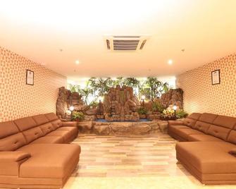 7 Heaven Boutique Hotel - Masai - Salónek