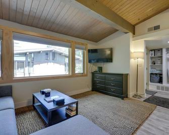 Snowmass Village Retreat Close to Slopes and Trails! - Snowmass Village - Sala de estar