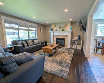 Family Friendly Home - Utah Valley Sanctuary - Orem