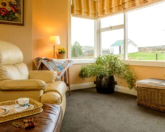 Romantic Vacation Rental in an Elegant Bed and Breakfast near Bothwell, Tasmania - Bothwell - Sala de estar