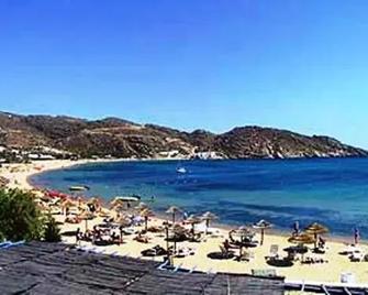 Hotel Delfini - Mylopotas