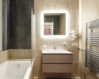 Petit Hotel - Prato - Badkamer