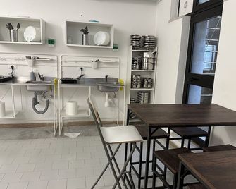 هوست باري سنترالي - هوستل - باري - مطبخ