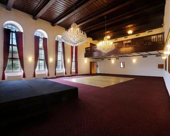 Hotel Magnolia - Roudnice nad Labem - Pasillo