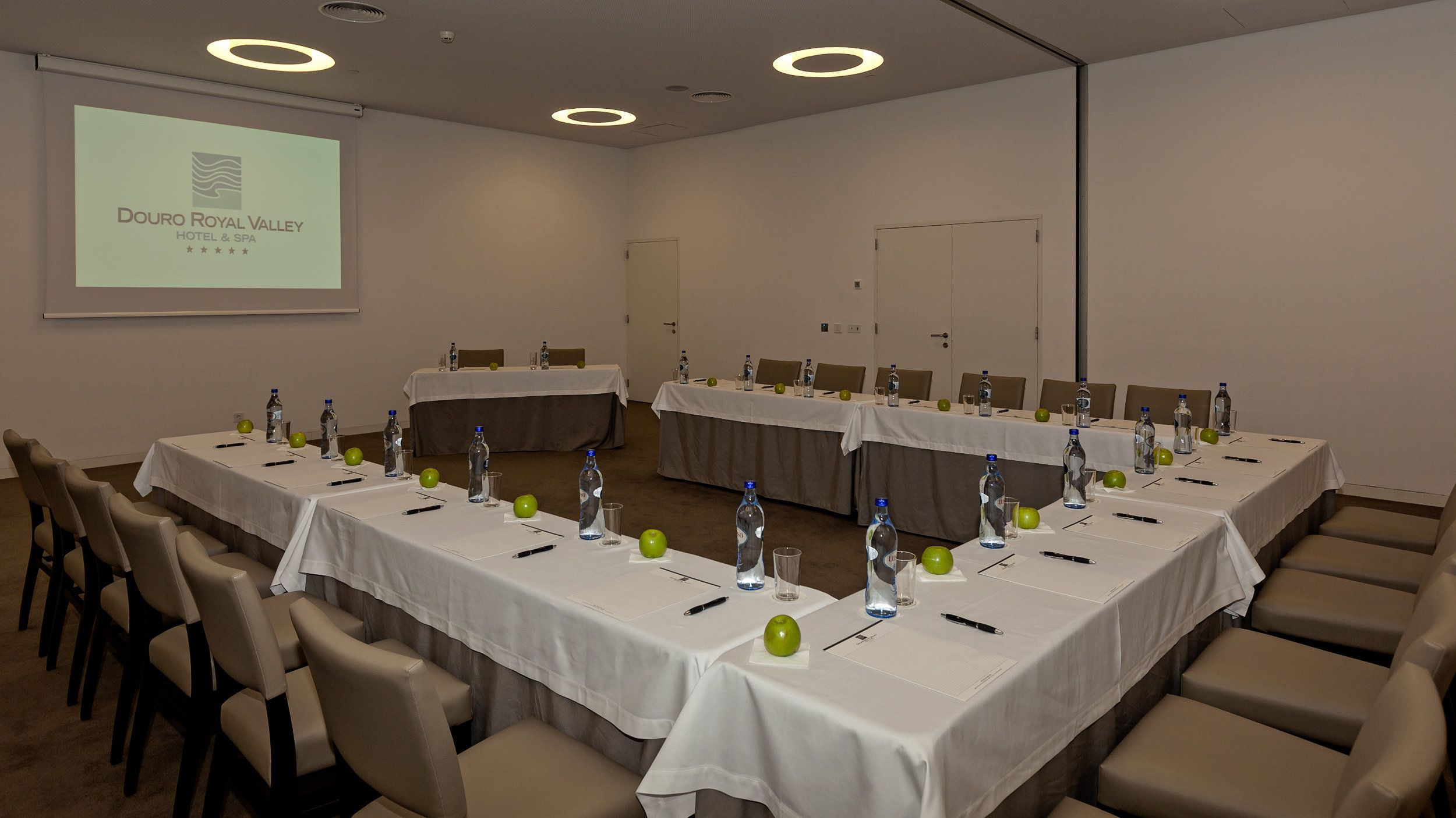 Vista Conferência do null localizado em null. Imagem fornecida por Leonardo