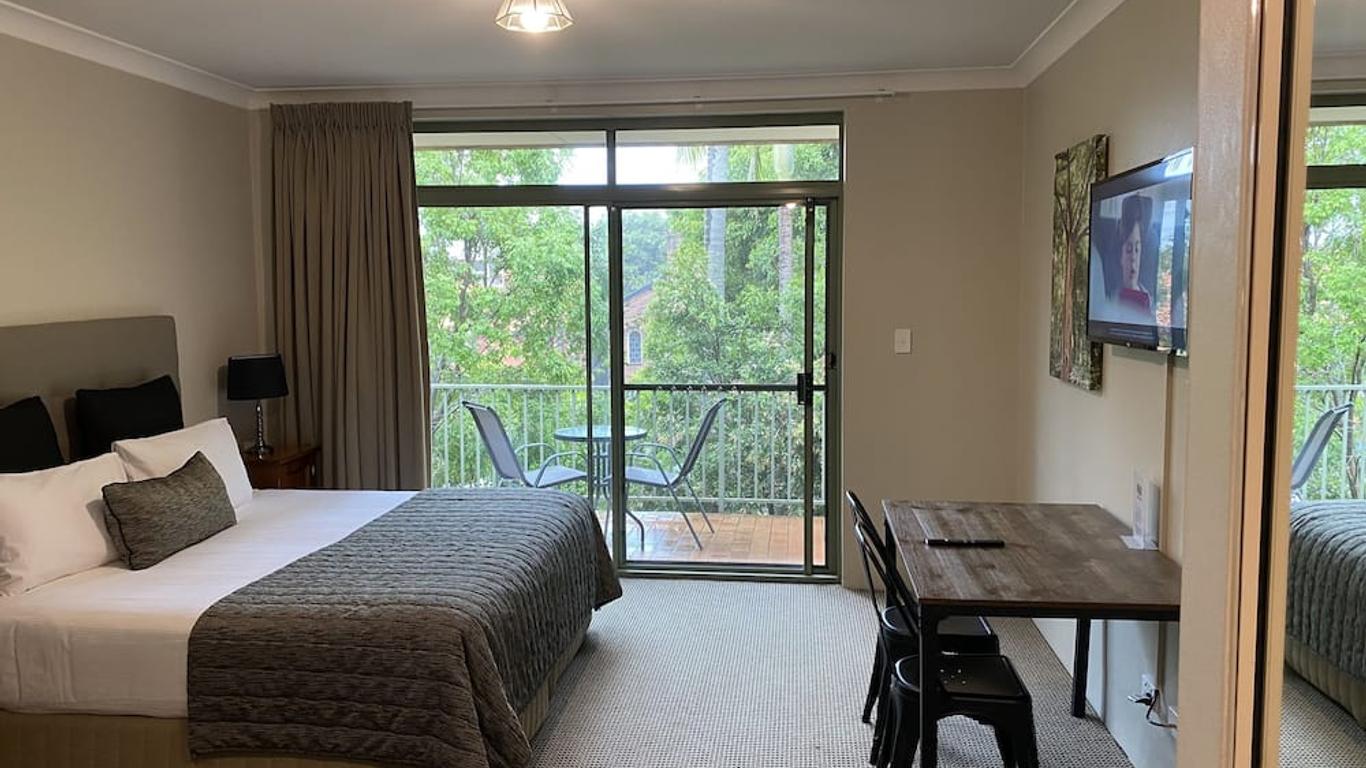 The Belmore Apartments Hotel