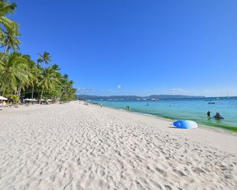 Signature Boracay South Beach - Boracay - Platja