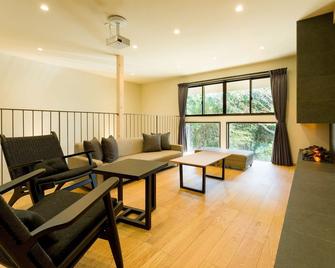 Building B maisonette with terrace and sauna Pets not allowed / Kamogawa City Chiba - Kamogawa - Living room