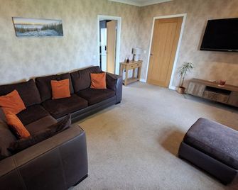 Golspie Firthview A cosy seafront escape - Golspie - Living room