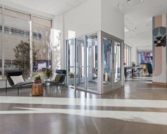 Modern Contemporary Studio in Downtown Denver - Denver - Lobby