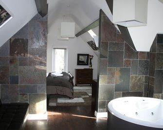 Leaside Hotel - לאטון - חדר שינה