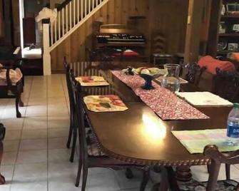 Fishing paradise! - Hartsville - Restaurant