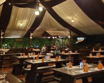 Borobudur Bed & Breakfast - Borobudur - Restaurante
