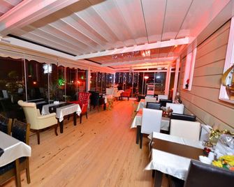Assortie La Villa Otel - Şile - Restaurante