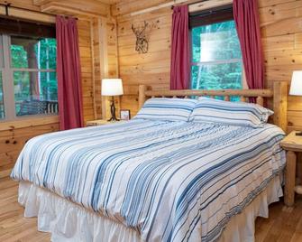 Hidden Creek Lodge by The Inn & Spa at Cedar Falls - Creola - Habitación