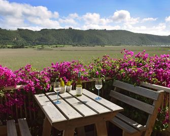 Justfor2 - ווילדרנס - מרפסת