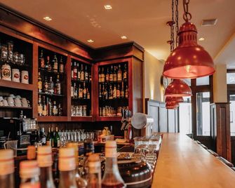 Hotel & Restaurant Goldener Pflug - Ludwigsburg - Bar