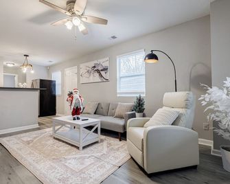 Atlanta Zoo Free Private Driveway Parking 2B-2B - Atlanta - Sala de estar